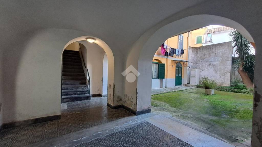 appartamento in vendita a Cava de' Tirreni in zona Pianesi