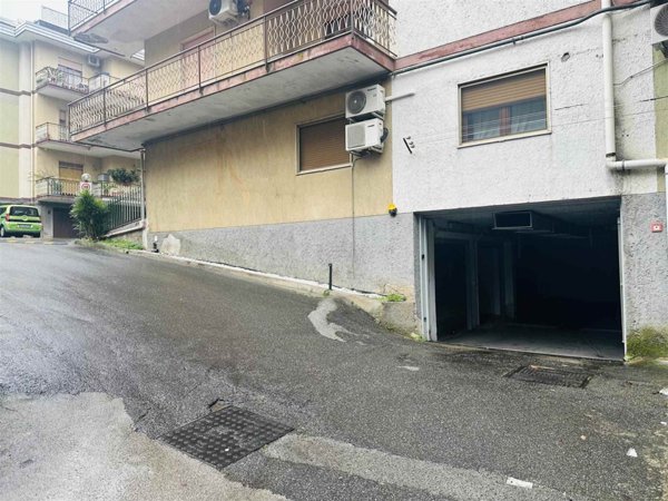 box auto in vendita a Cava de' Tirreni