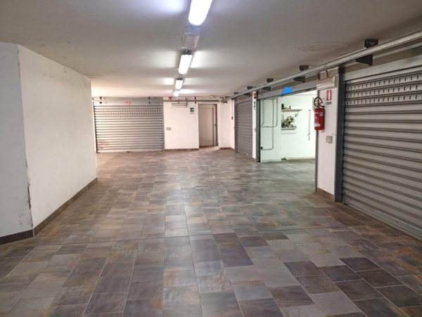 box auto in vendita a Cava de' Tirreni in zona Centro Storico / Scacciaventi