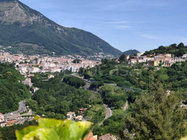 appartamento in vendita a Cava de' Tirreni in zona Marini