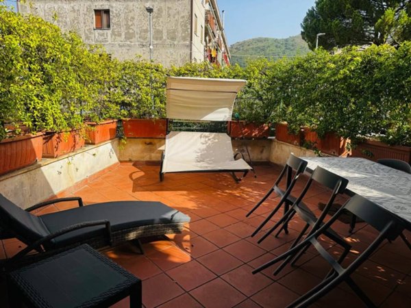 casa indipendente in vendita a Cava de' Tirreni in zona Santa Lucia