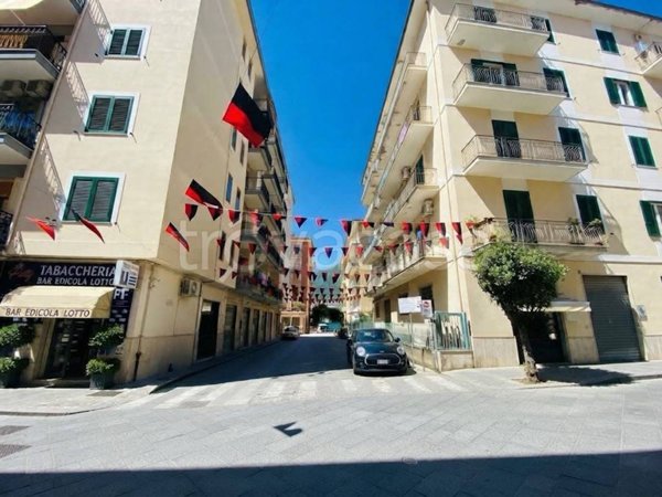 appartamento in vendita a Cava de' Tirreni in zona Centro Storico / Scacciaventi