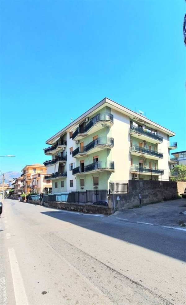appartamento in vendita a Cava de' Tirreni in zona Pregiato