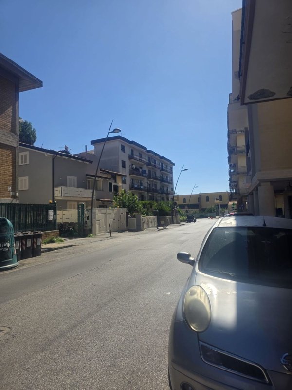 locale commerciale in vendita a Cava de' Tirreni