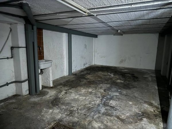 box auto in vendita a Cava de' Tirreni