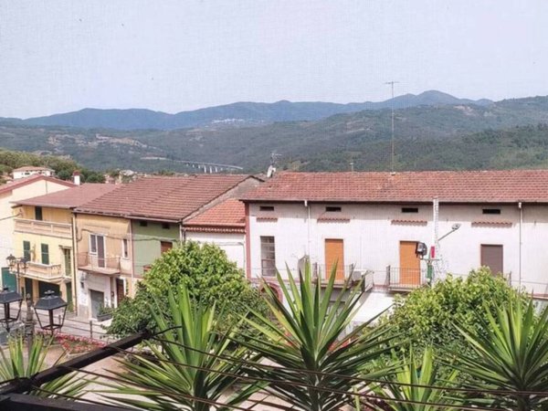 casa indipendente in vendita a Celle di Bulgheria in zona Poderia