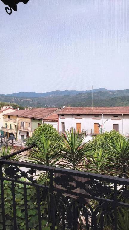 casa indipendente in vendita a Celle di Bulgheria in zona Poderia