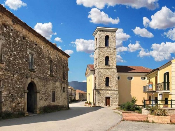 casa indipendente in vendita a Centola in zona Forìa