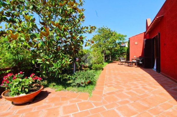 casa indipendente in vendita a Centola in zona Palinuro