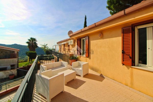casa indipendente in vendita a Centola in zona Palinuro