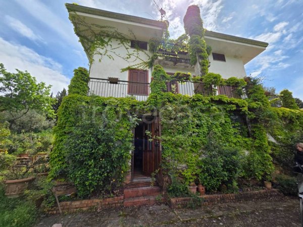 casa indipendente in vendita a Centola in zona Forìa