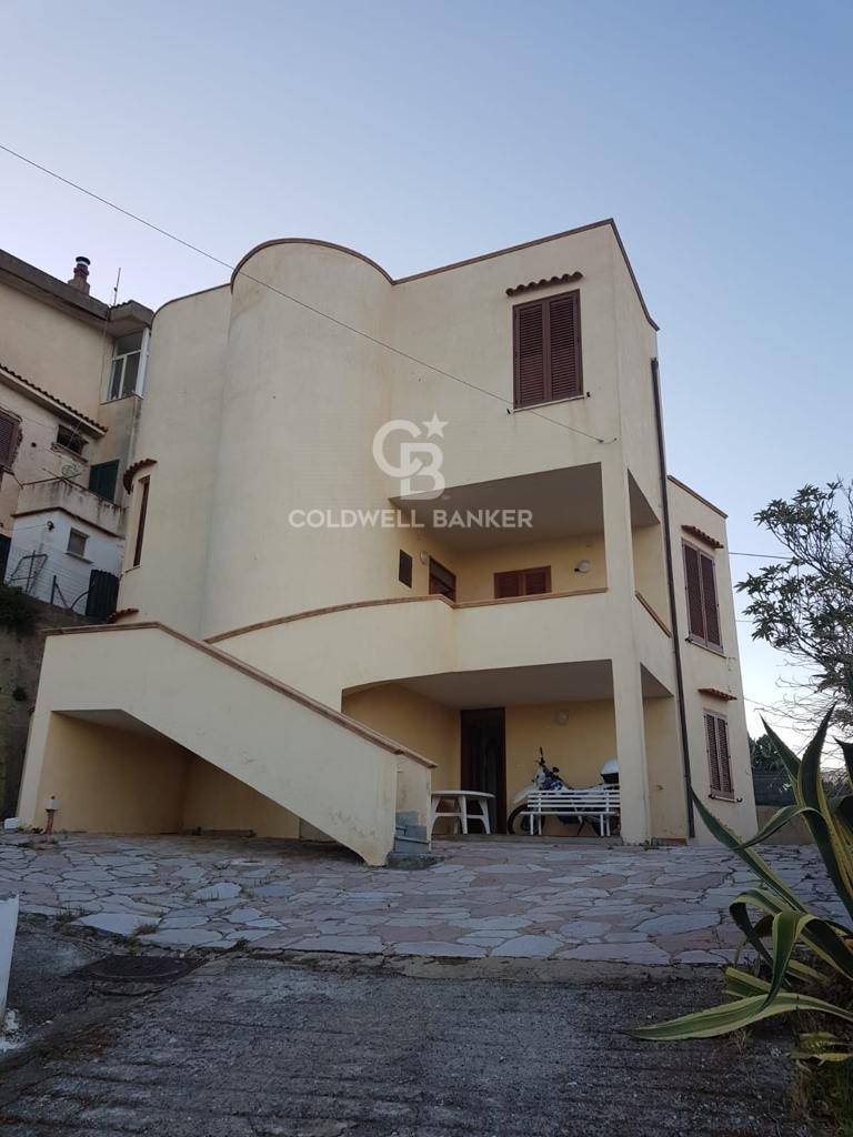 casa indipendente in vendita a Centola in zona Palinuro