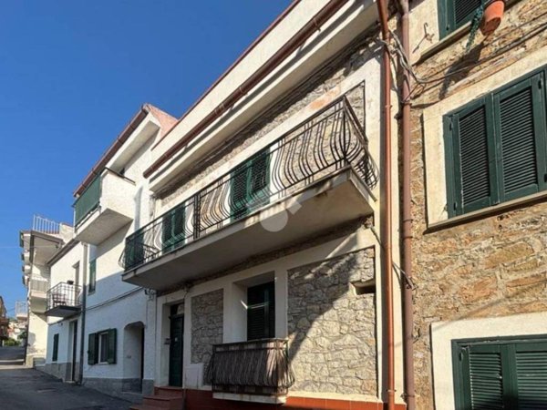 casa indipendente in vendita a Centola in zona Palinuro