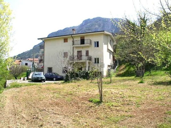 appartamento in vendita a Centola in zona San Severino