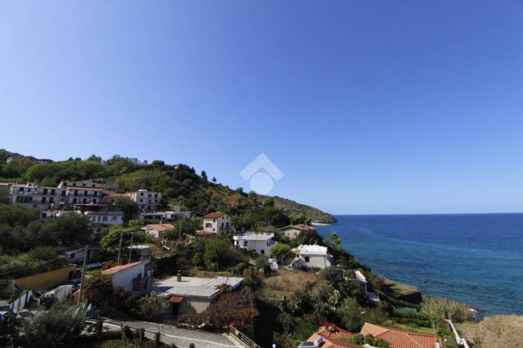 appartamento in vendita a Centola in zona Palinuro