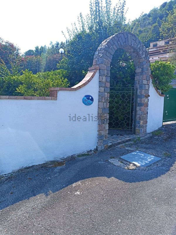 appartamento in vendita a Centola in zona Palinuro