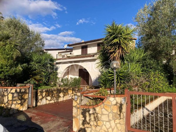 casa indipendente in vendita a Centola in zona Palinuro