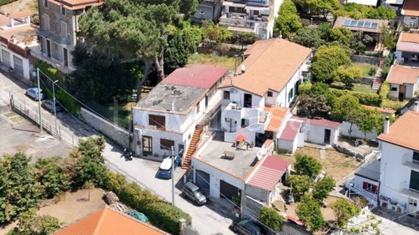 appartamento in vendita a Centola in zona Palinuro