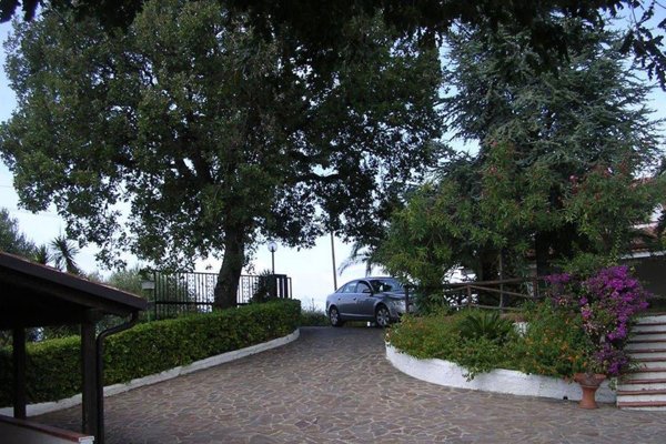 casa indipendente in vendita a Centola in zona Palinuro