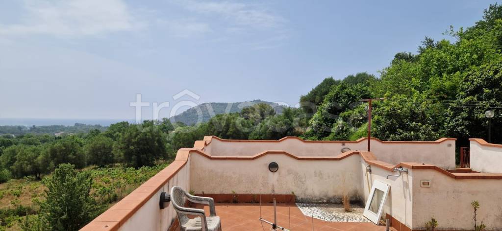 appartamento in vendita a Centola in zona Palinuro