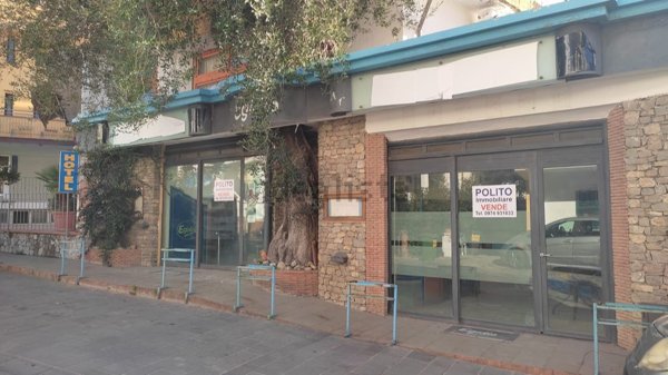 locale commerciale in vendita a Centola in zona Palinuro