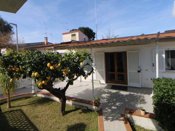 appartamento in vendita a Centola in zona Palinuro