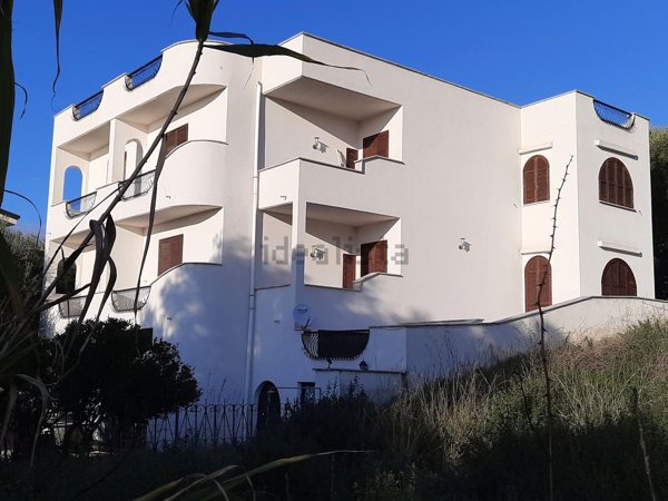 casa indipendente in vendita a Centola in zona Palinuro