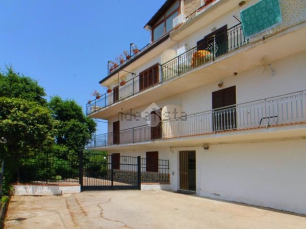 appartamento in vendita a Centola in zona Palinuro