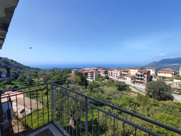 appartamento in vendita a Centola