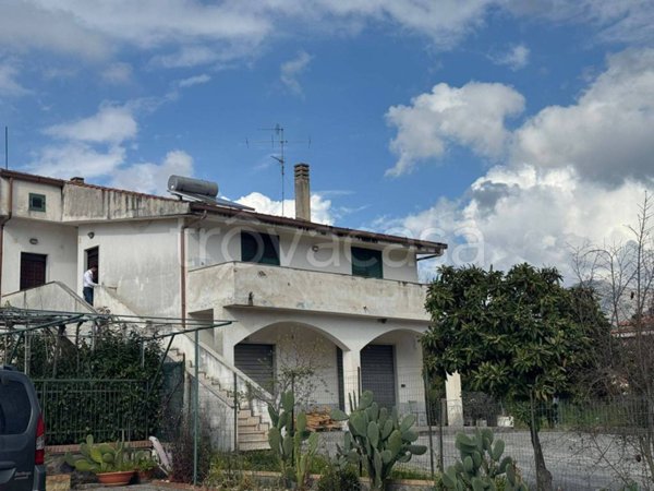 appartamento in vendita a Centola in zona Palinuro