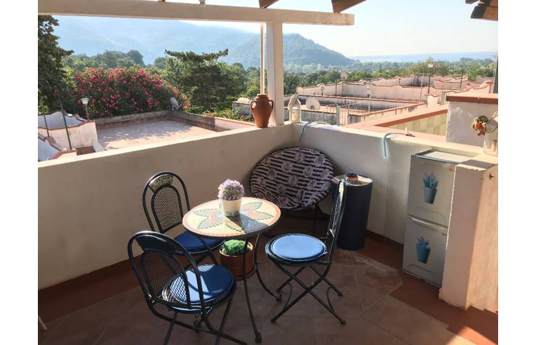 casa indipendente in vendita a Centola