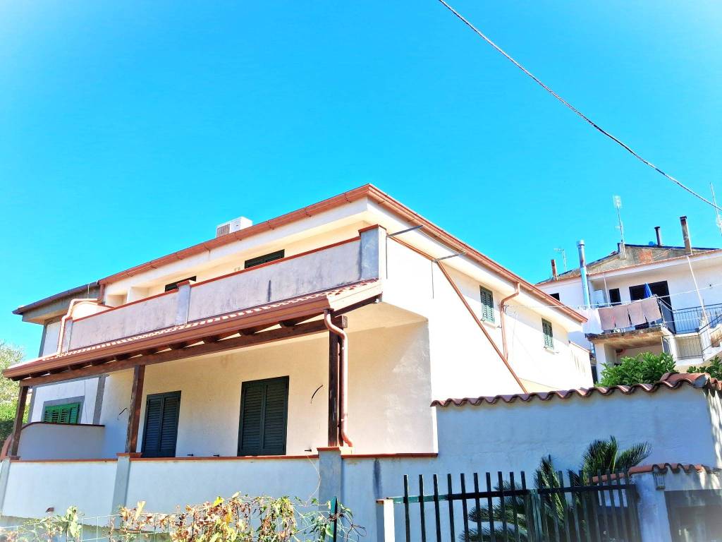 casa indipendente in vendita a Centola in zona Palinuro