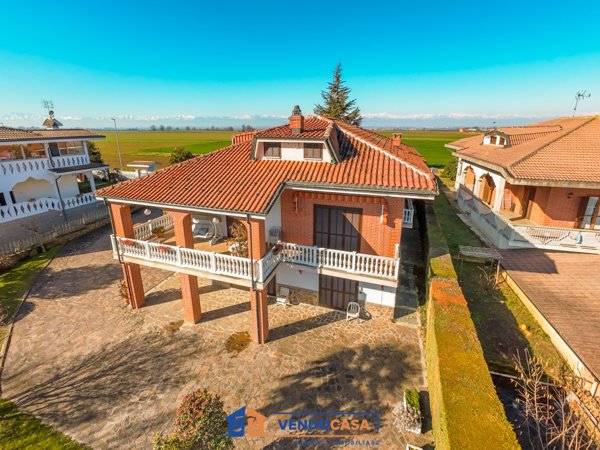 casa indipendente in vendita a Cervere