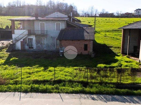 casa indipendente in vendita a Cervere in zona Montarossa