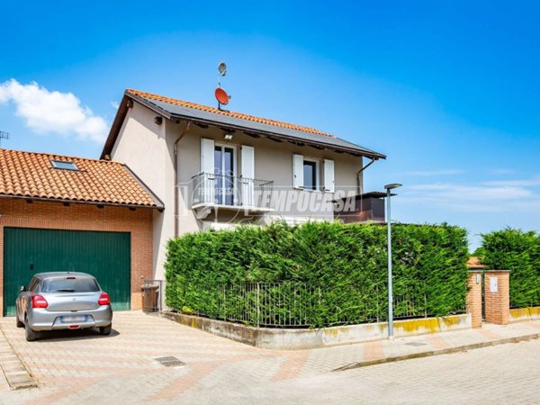 casa indipendente in vendita a Cervere in zona Grinzano