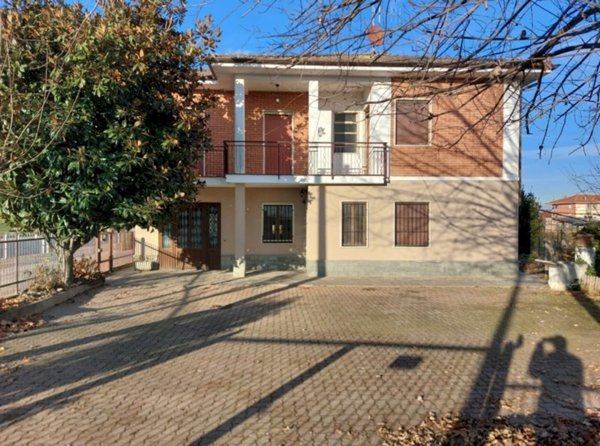 casa indipendente in vendita a Cervere