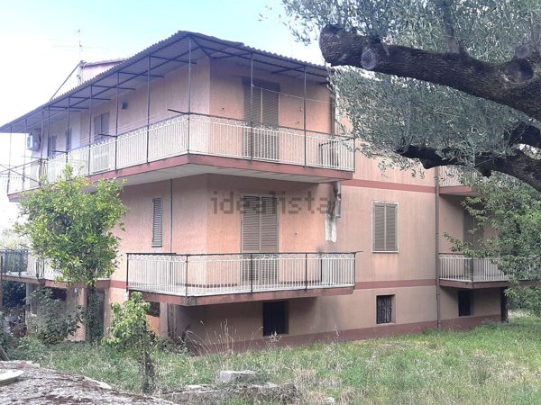 appartamento in vendita a Ceraso in zona Massascusa