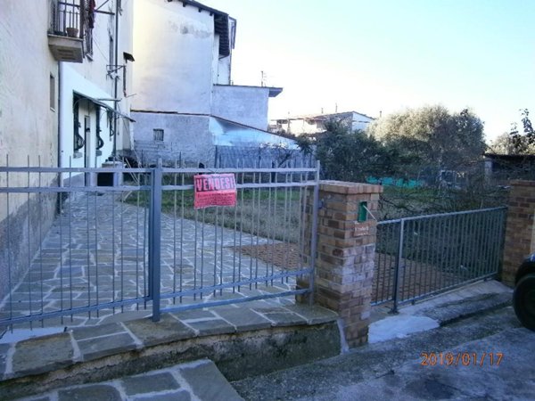 appartamento in vendita a Ceraso in zona Massascusa