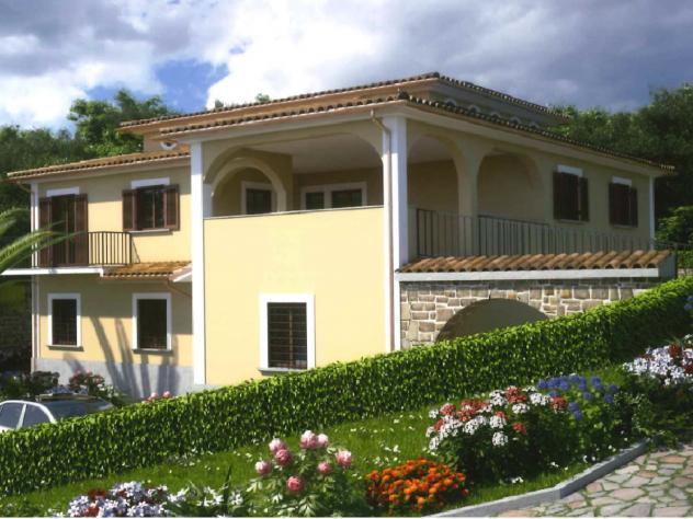 casa indipendente in vendita a Ceraso