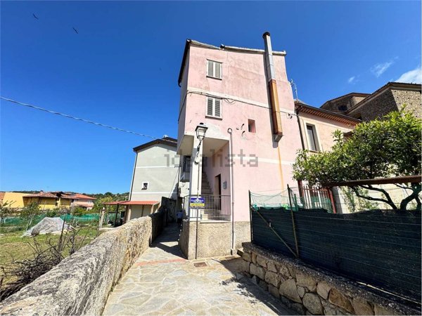 appartamento in vendita a Ceraso in zona Massascusa