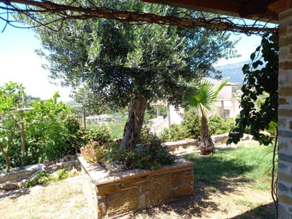 casa indipendente in vendita a Cicerale