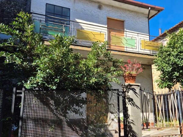 casa indipendente in vendita a Cicerale in zona Monte Cicerale