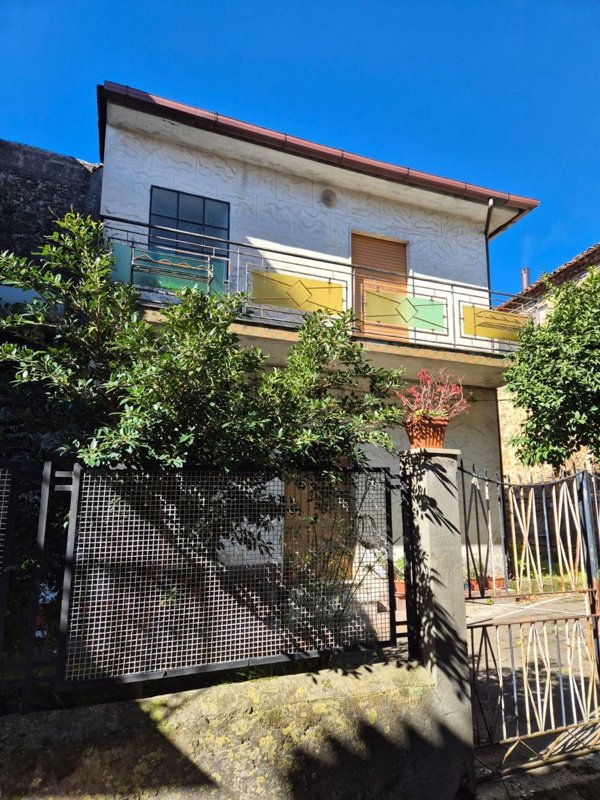 casa indipendente in vendita a Cicerale in zona Monte Cicerale