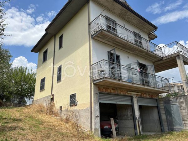 casa indipendente in vendita a Contursi Terme