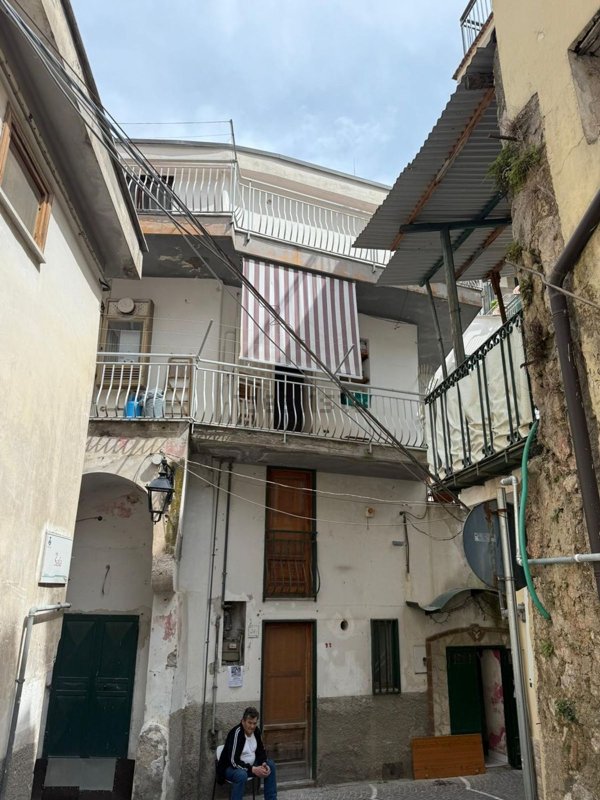 appartamento in vendita a Corbara
