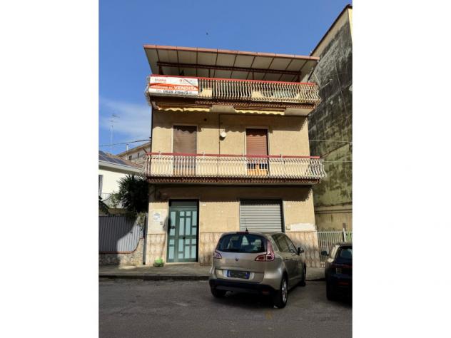 appartamento in vendita ad Eboli