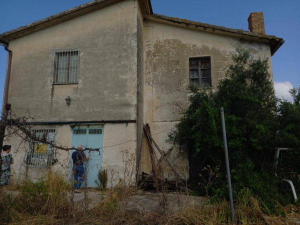 casa indipendente in vendita ad Eboli