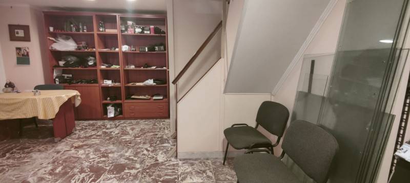 locale di sgombero in vendita ad Eboli