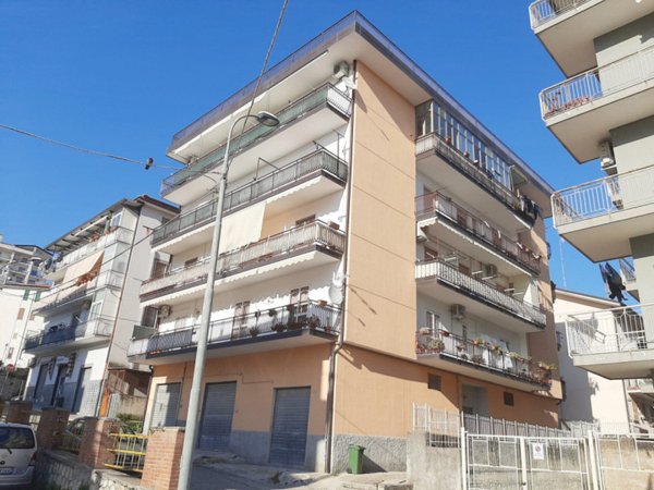 appartamento in vendita ad Eboli