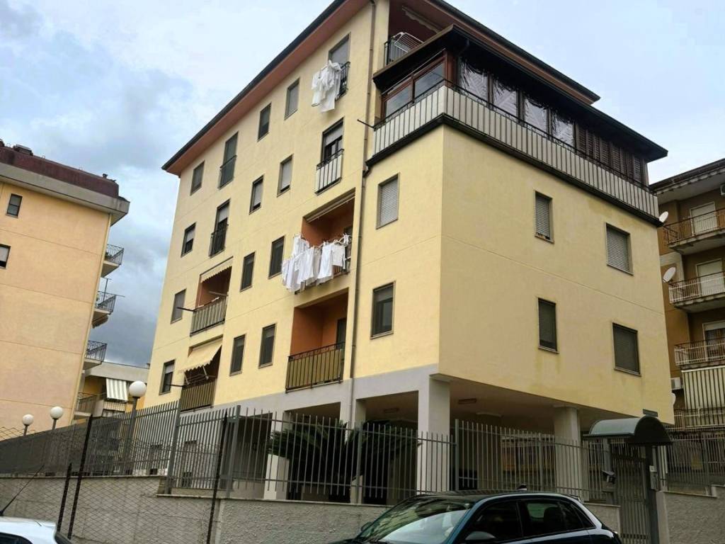 appartamento in vendita ad Eboli